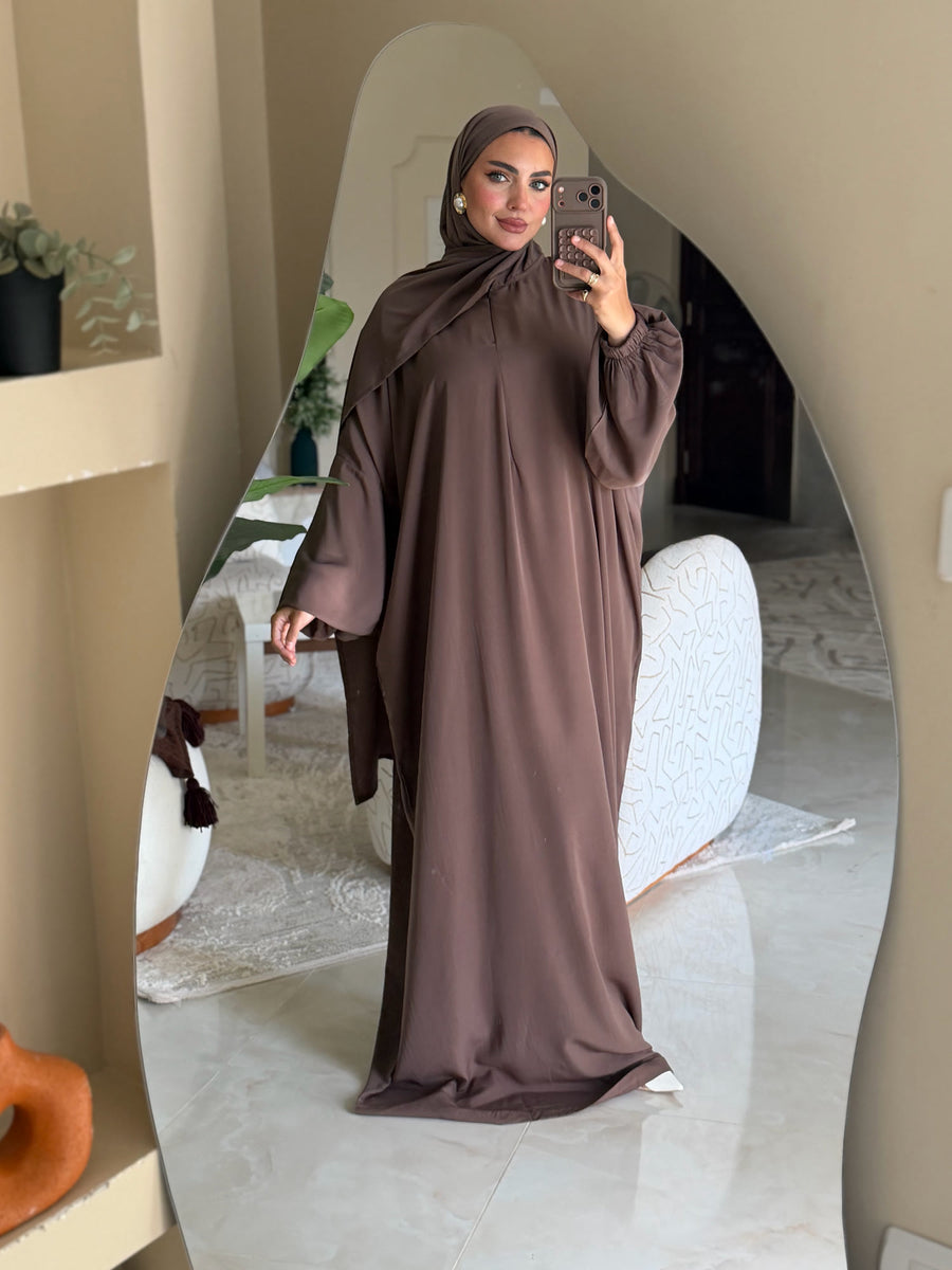 Loose prayer isdal in Saudi royal crepe — Coffee, front view