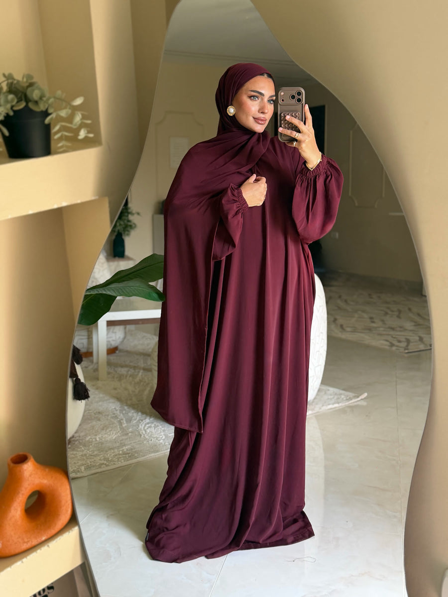 Loose prayer isdal in Saudi royal crepe — Burgundy, side view